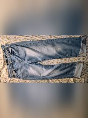 Light Wash Women’s Jeans - Classic Straight Leg Cuff